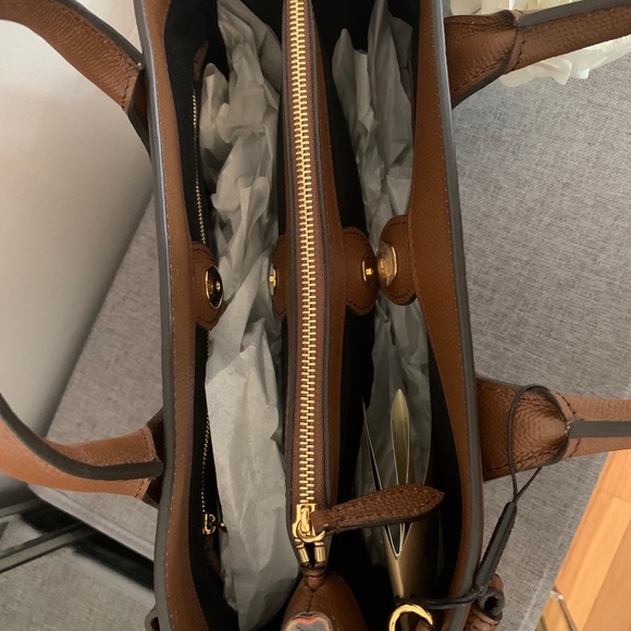 ✨✨SOLD!!SOLD!!!✨✨Medium Banner Leather, HouseCheck - Picture 11 of 15